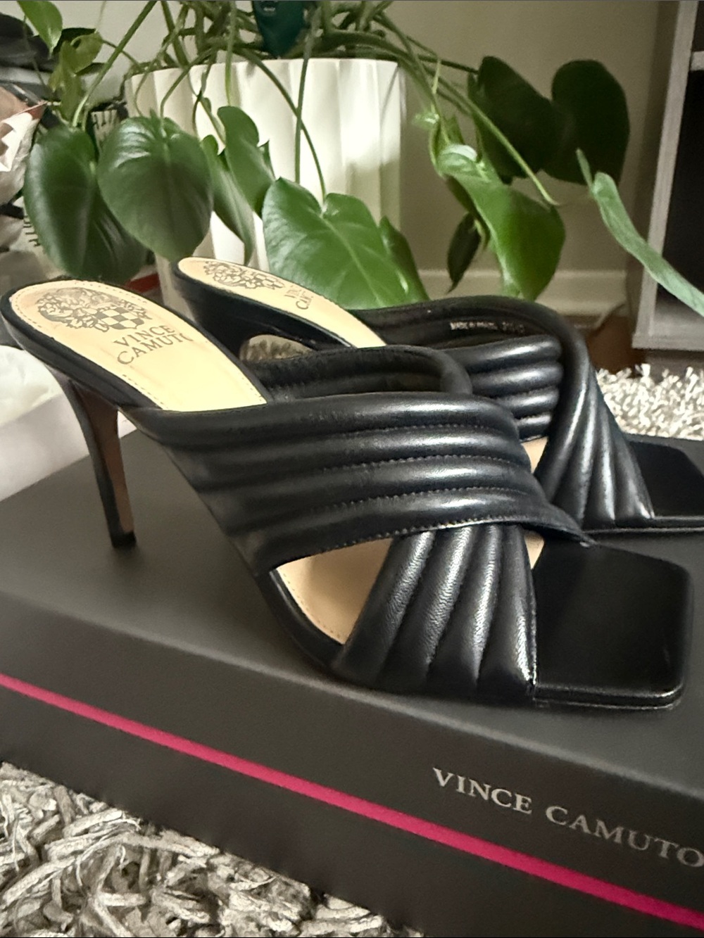 Vince Camuto Black Leather Crisscross Slide Sandals - Picture 5 of 6